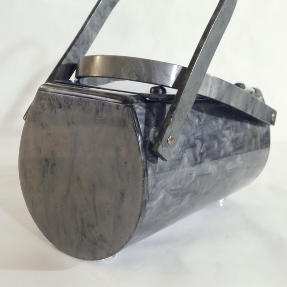 1950s NYC Llewellyn Inc Lucite Pearlized Dove Gray Barrol Purse - Picture 6 of 9